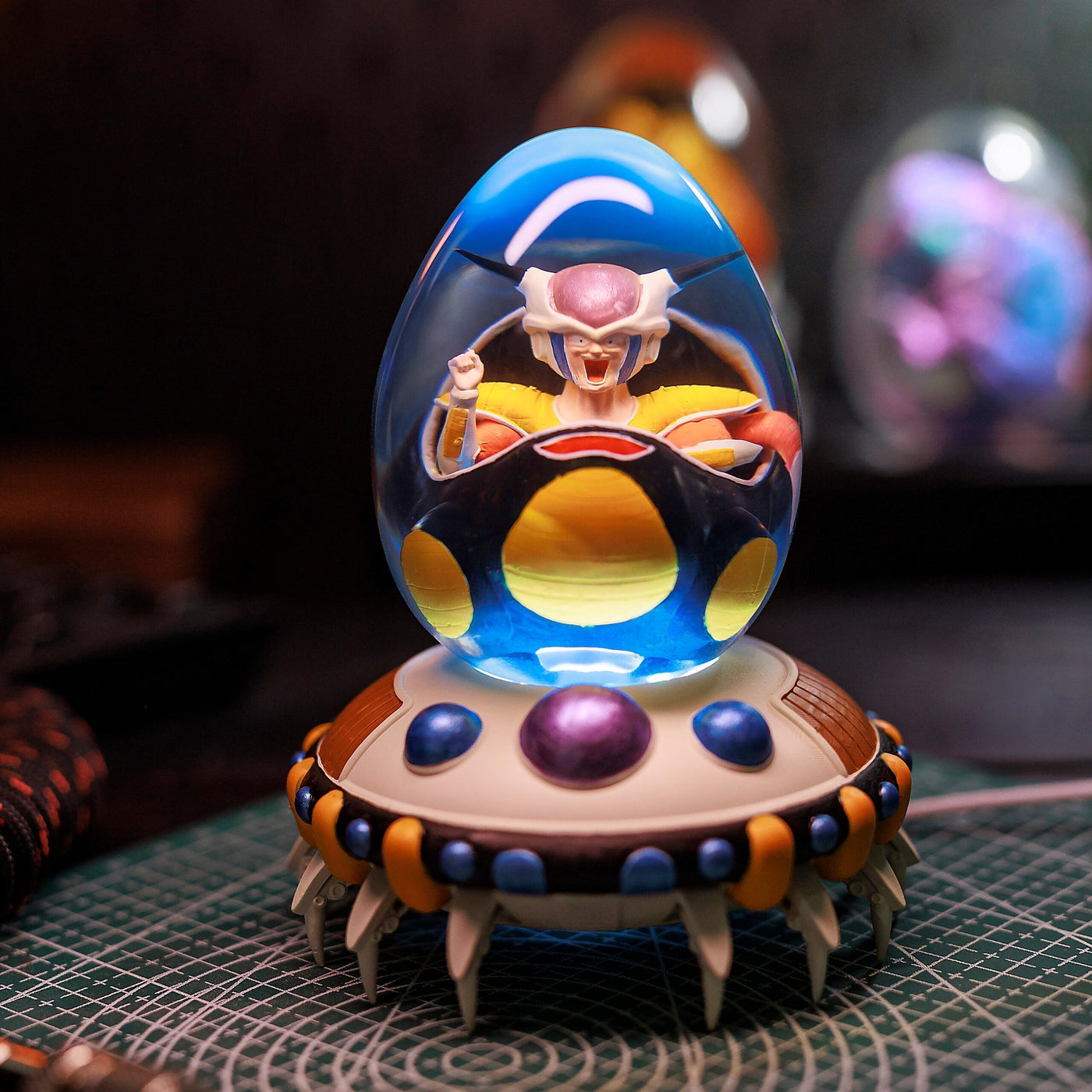 Dragon Ball Frieza Resin Egg Lamp, Night Light