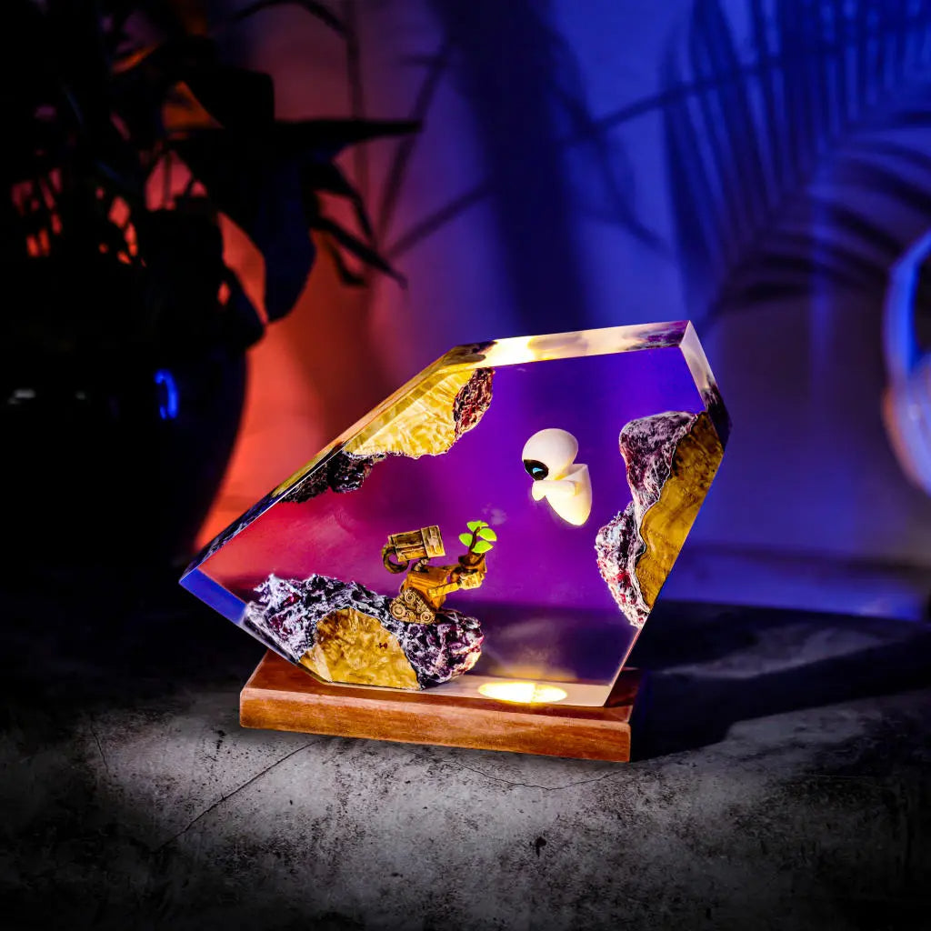 Wall E and Eve Epoxy Resin Lamp, Night Light