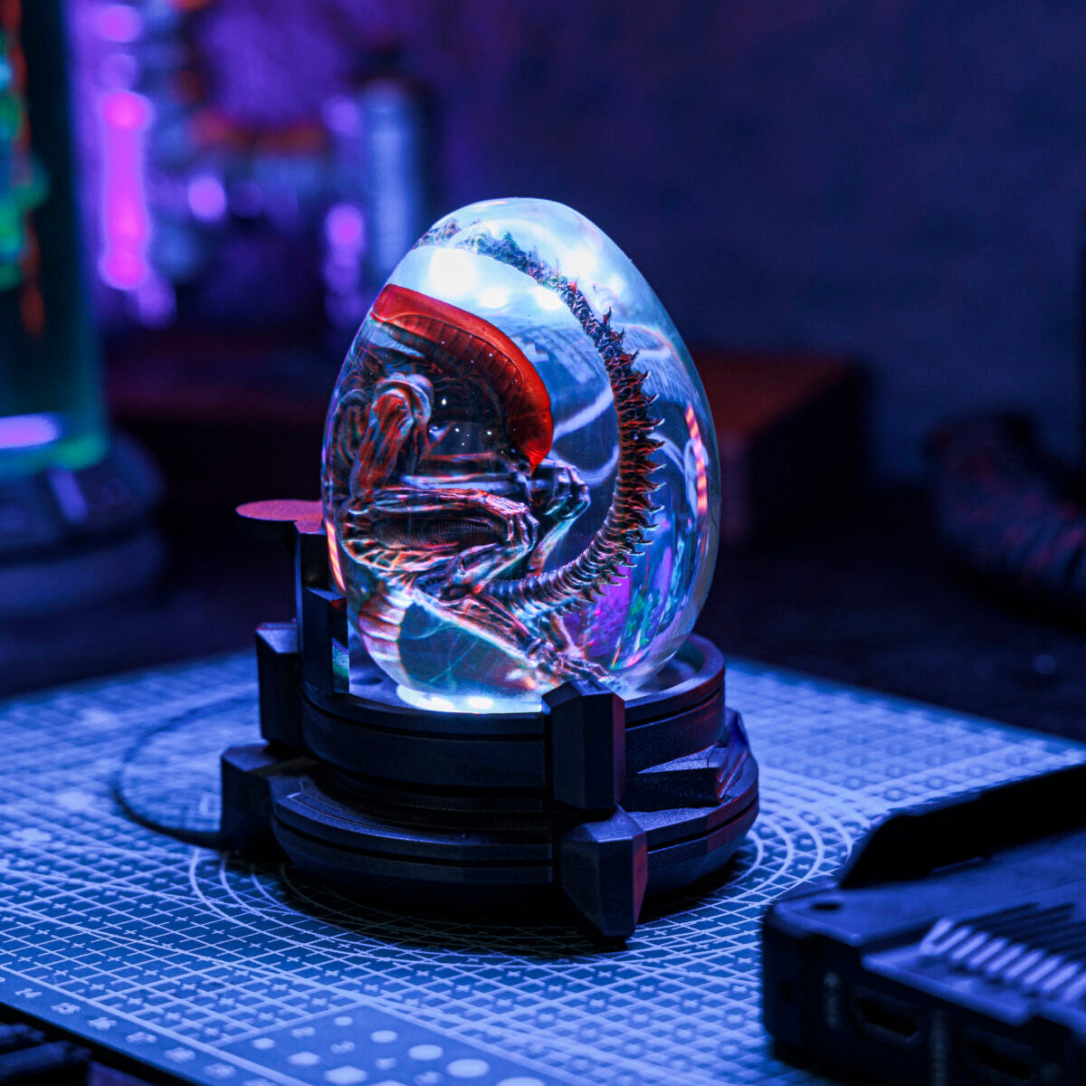 Alien Xenomorph Resin Egg Lamp, Night Light
