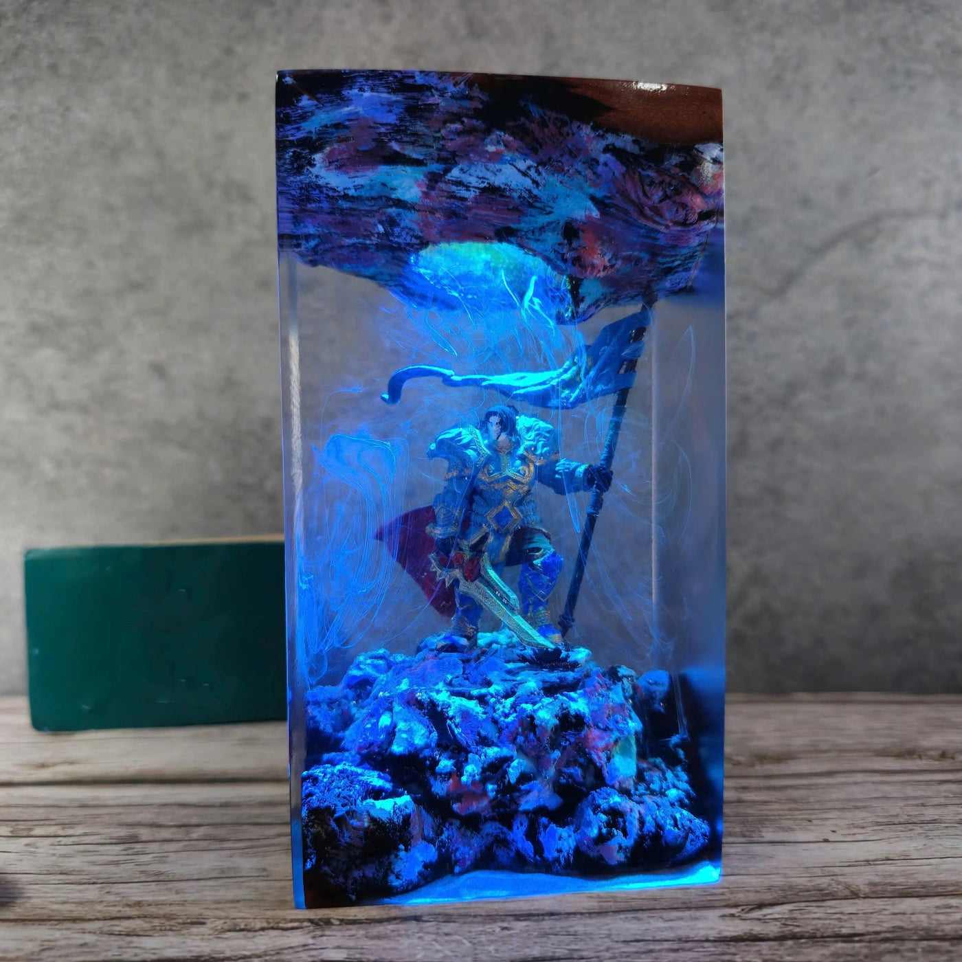 World of Warcraft Varian Wrynn Epoxy Resin Lamp, Night Light