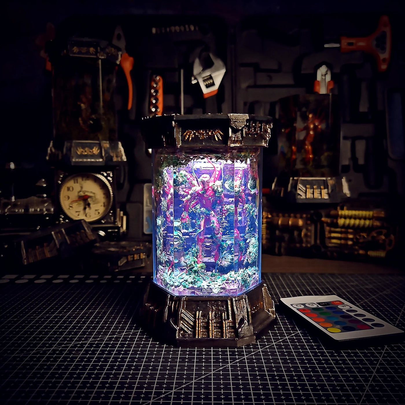 Marvel MCU Iron Man Healing Chamber Incubator Epoxy Resin Lamp, Night Light, Wireless Lights
