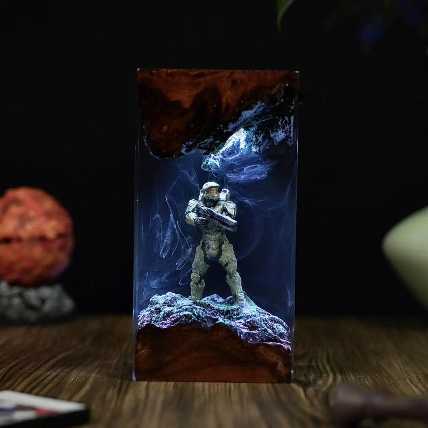 Halo Master Chief Epoxy Resin Lamp, Night Light