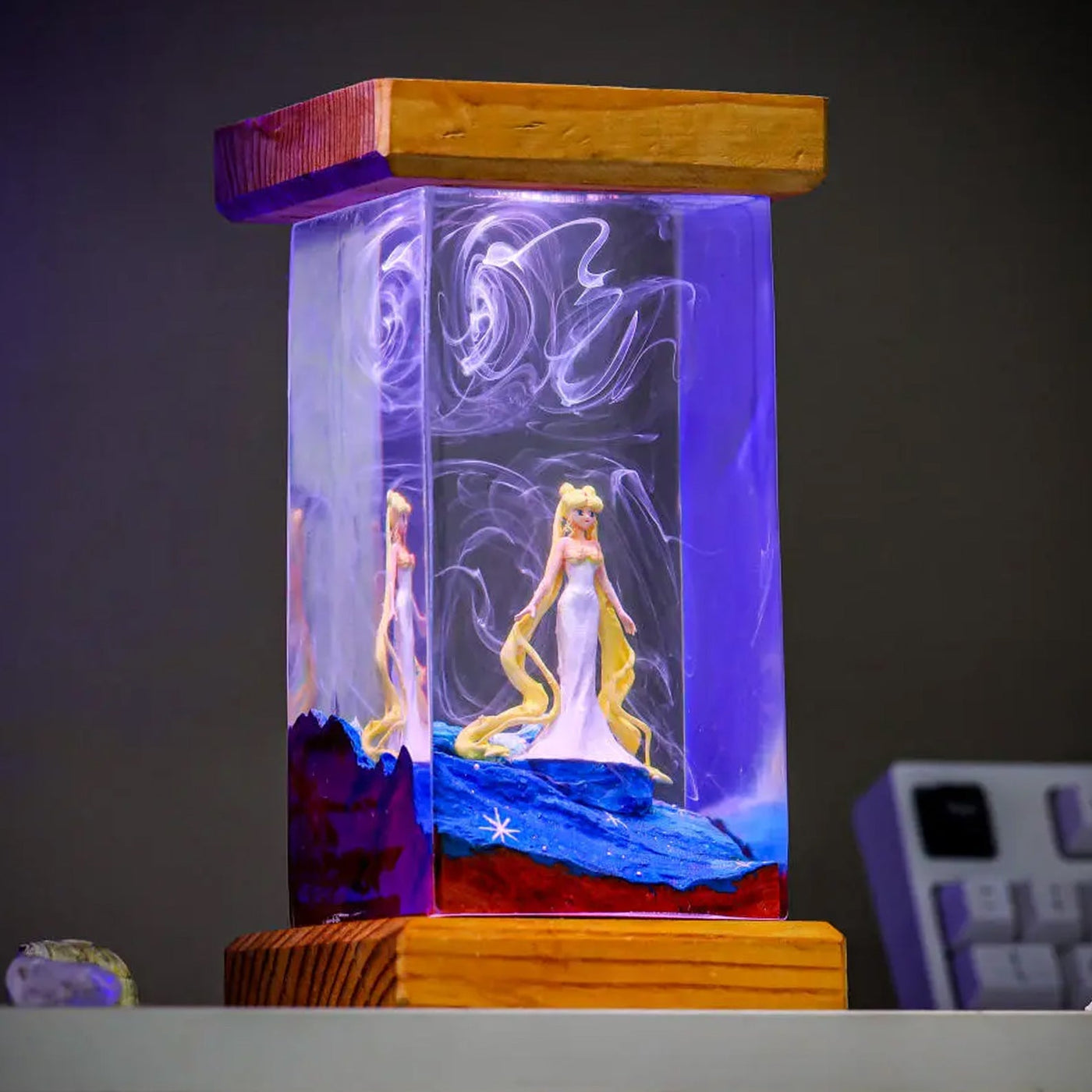 Neo-Queen Serenity Sailor Epoxy Resin Lamp, Night Light