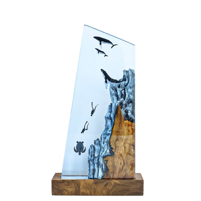 Humpback Whales & Divers & Turtle - High Quality Epoxy Resin Lamp