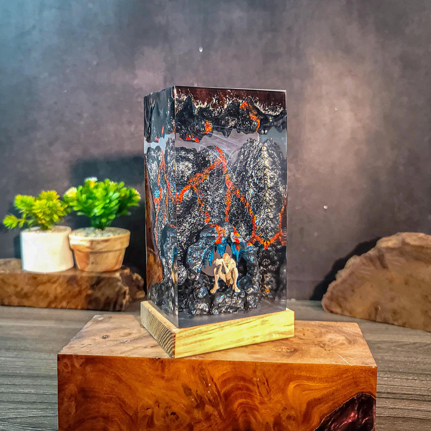LOTR Lord Of Rings Smeagol Gollum Epoxy Resin Lamp, Night Light