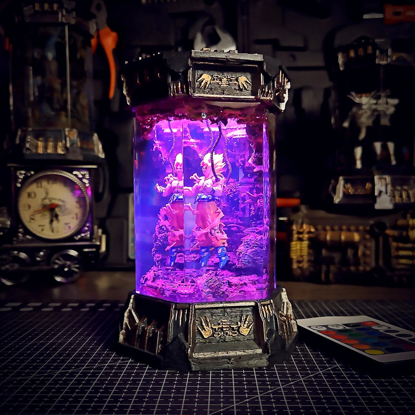Dragon Ball Goku Saiyan Healing Chamber Incubator Epoxy Resin Lamp, Night Light, Wireless Lights
