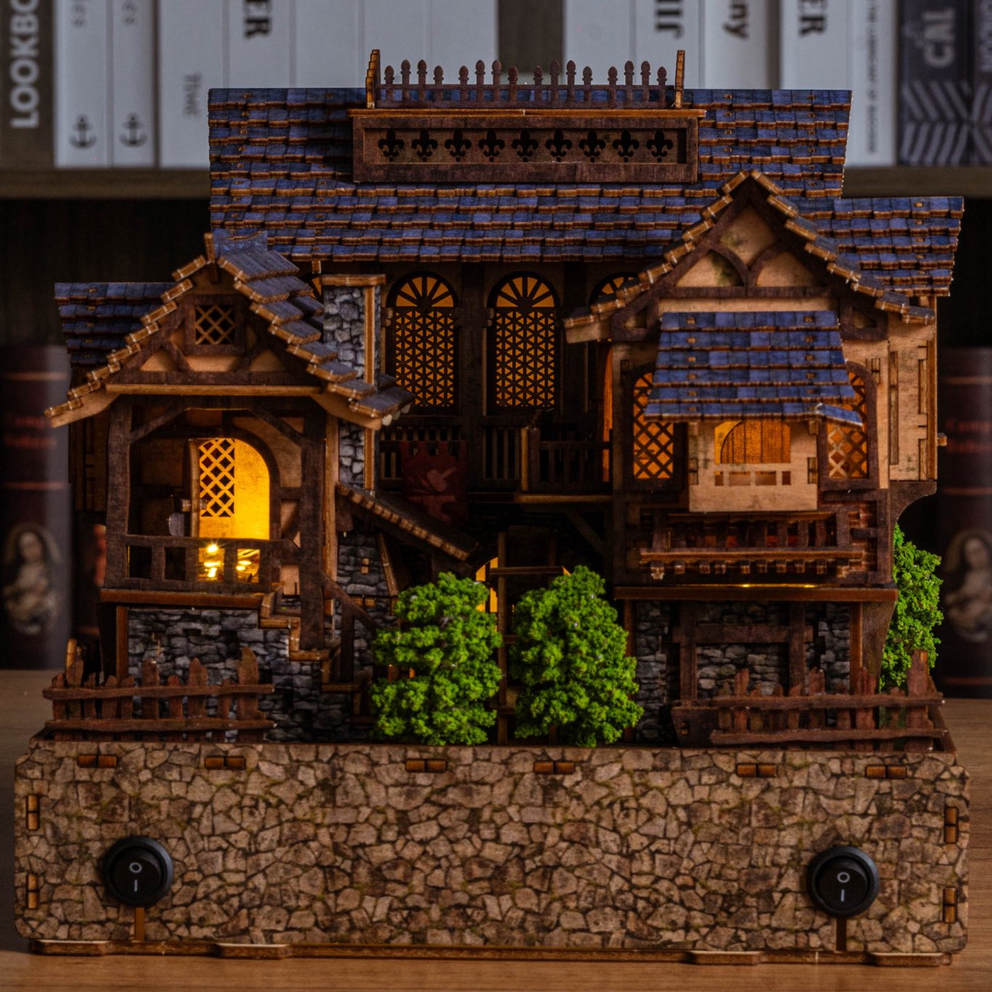Medieval Manors House Heart Brook - Book Nook