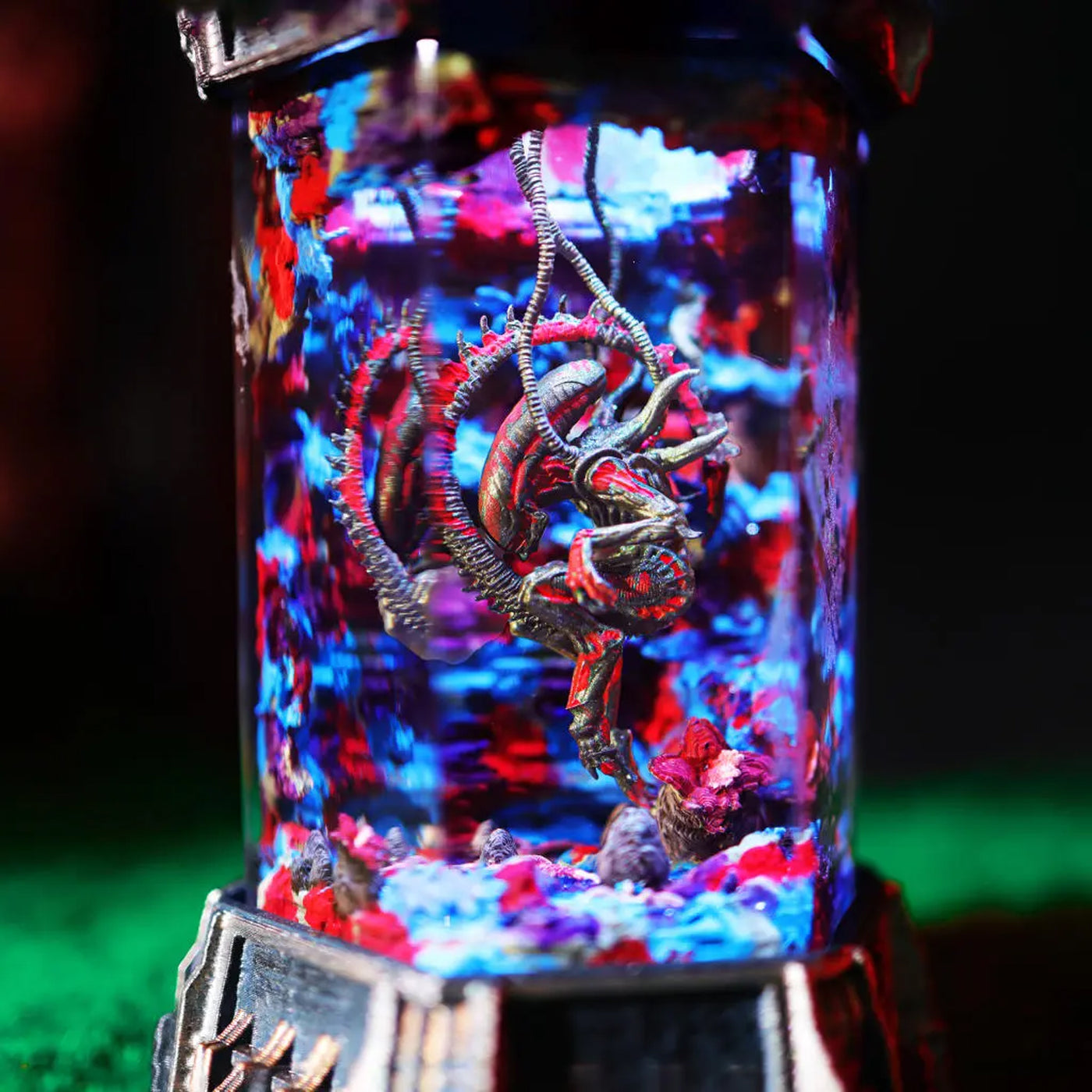 Xenomorph Alien Space Monster Healing Chamber Incubator Epoxy Resin Lamp, Night Light, Wireless Lights