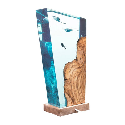 Manta Rays & Diver - High Quality Epoxy Resin Lamp