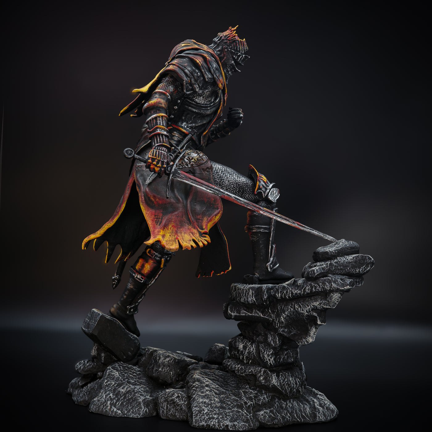 Dark Souls - Soul Of Cinder Statue Figures