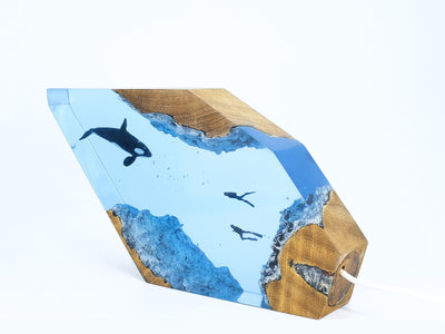 Orca & Divers - High Quality Epoxy Resin Lamp