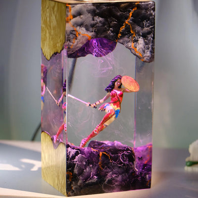 DC Superhero Wonder Woman Epoxy Resin Lamp, Night Light