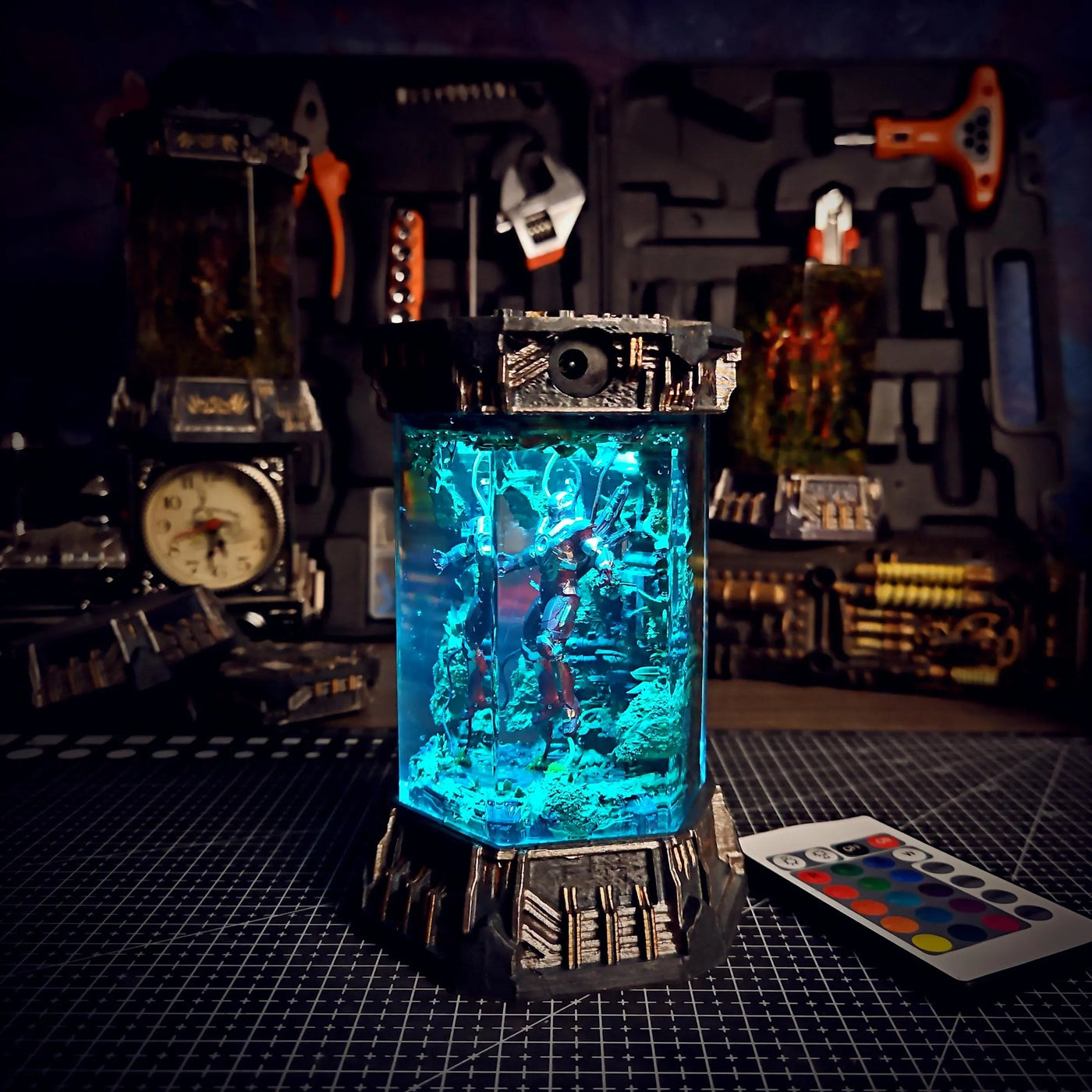Marvel MCU Iron Man Healing Chamber Incubator Epoxy Resin Lamp, Night Light, Wireless Lights