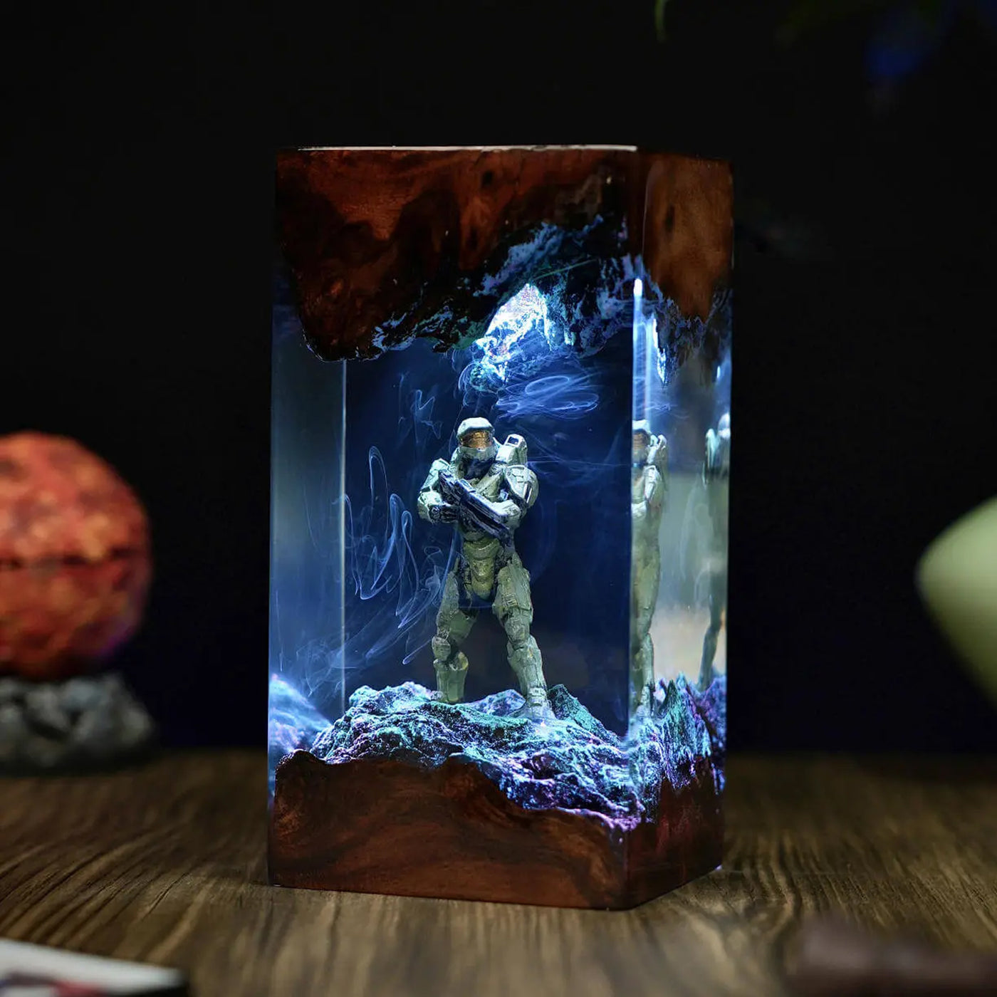 Halo Master Chief Epoxy Resin Lamp, Night Light