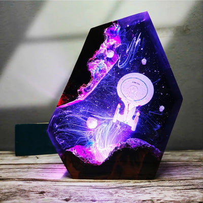 Star Trek NCC-1701-D Galaxy Sci-Fi Diorama Epoxy Resin Lamp, Night Light