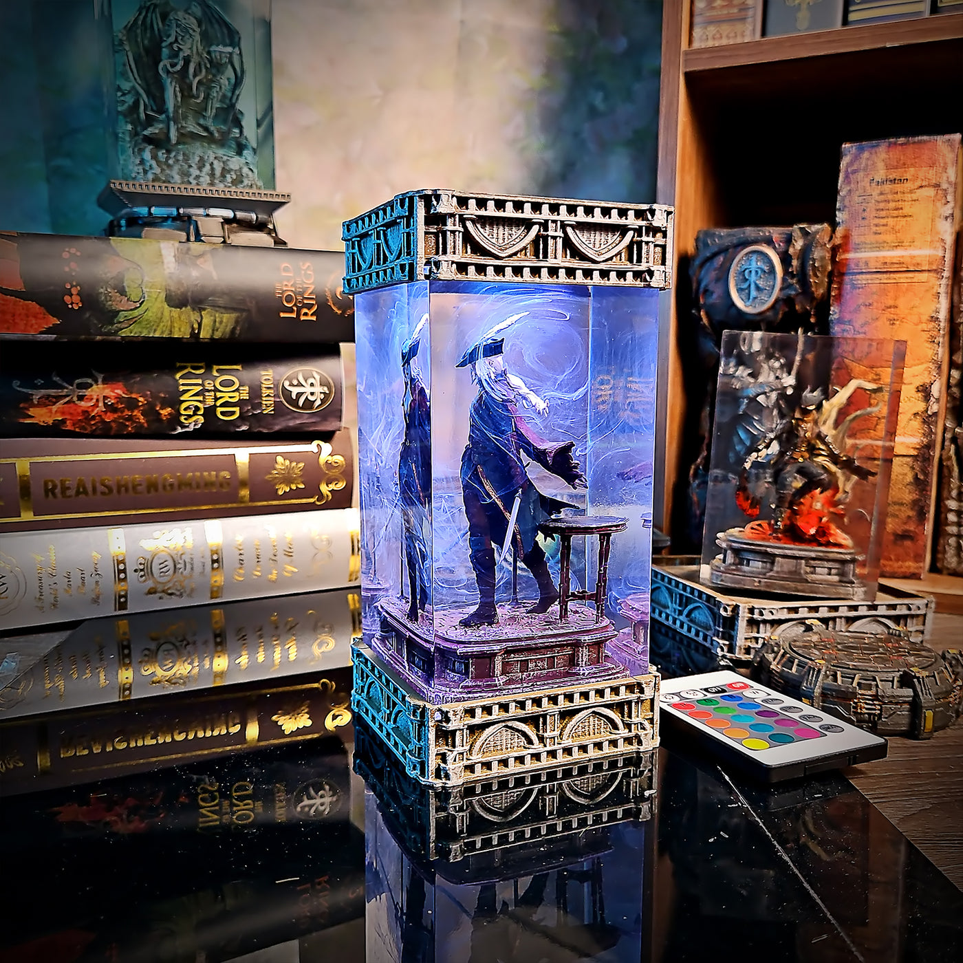 Bloodborne Lady Maria and The Old Hunters Epoxy Resin Lamp, Night Light, Wireless Lights