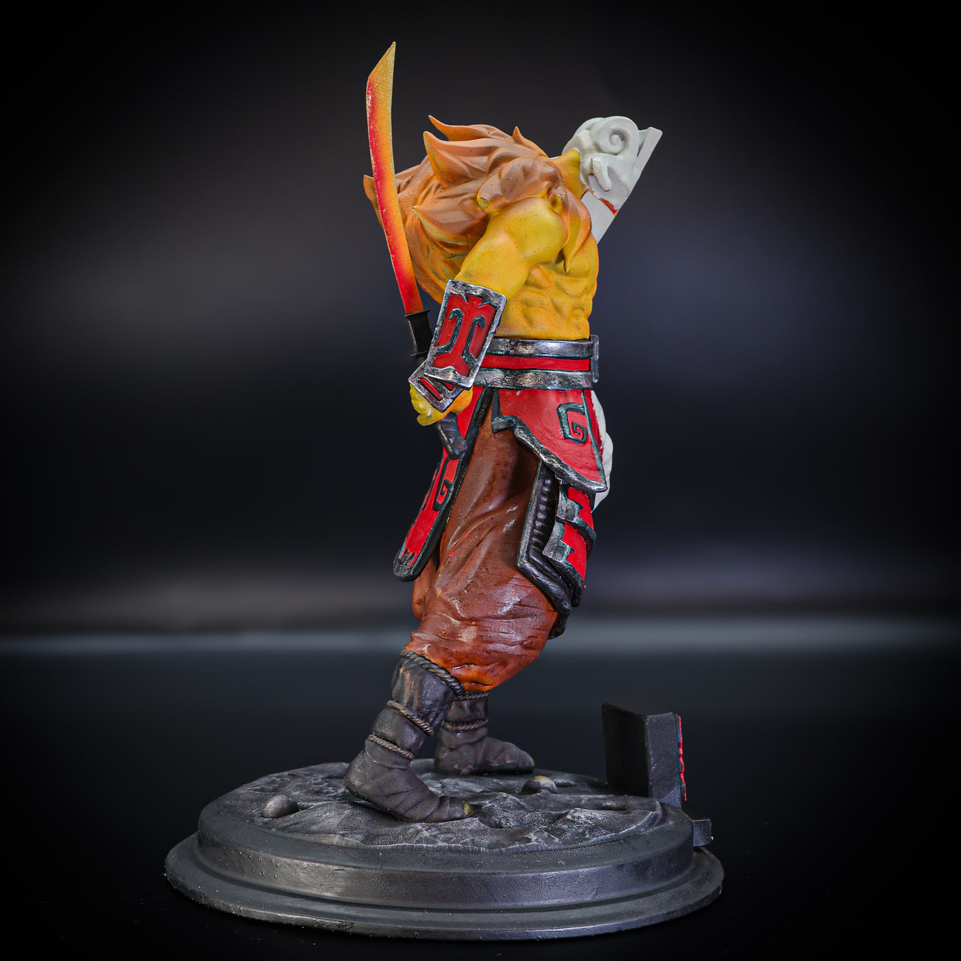 Dota 2 - Yurnero the Juggernaut Statue Figures