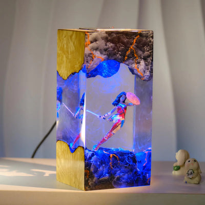 DC Superhero Wonder Woman Epoxy Resin Lamp, Night Light