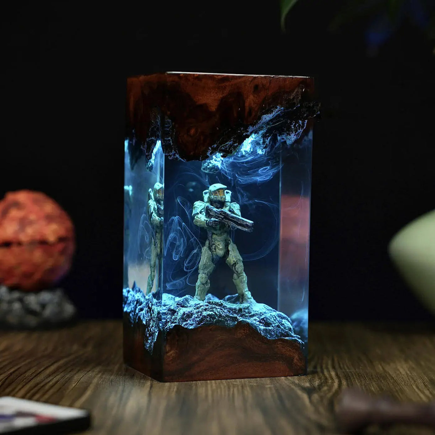 Halo Master Chief Epoxy Resin Lamp, Night Light