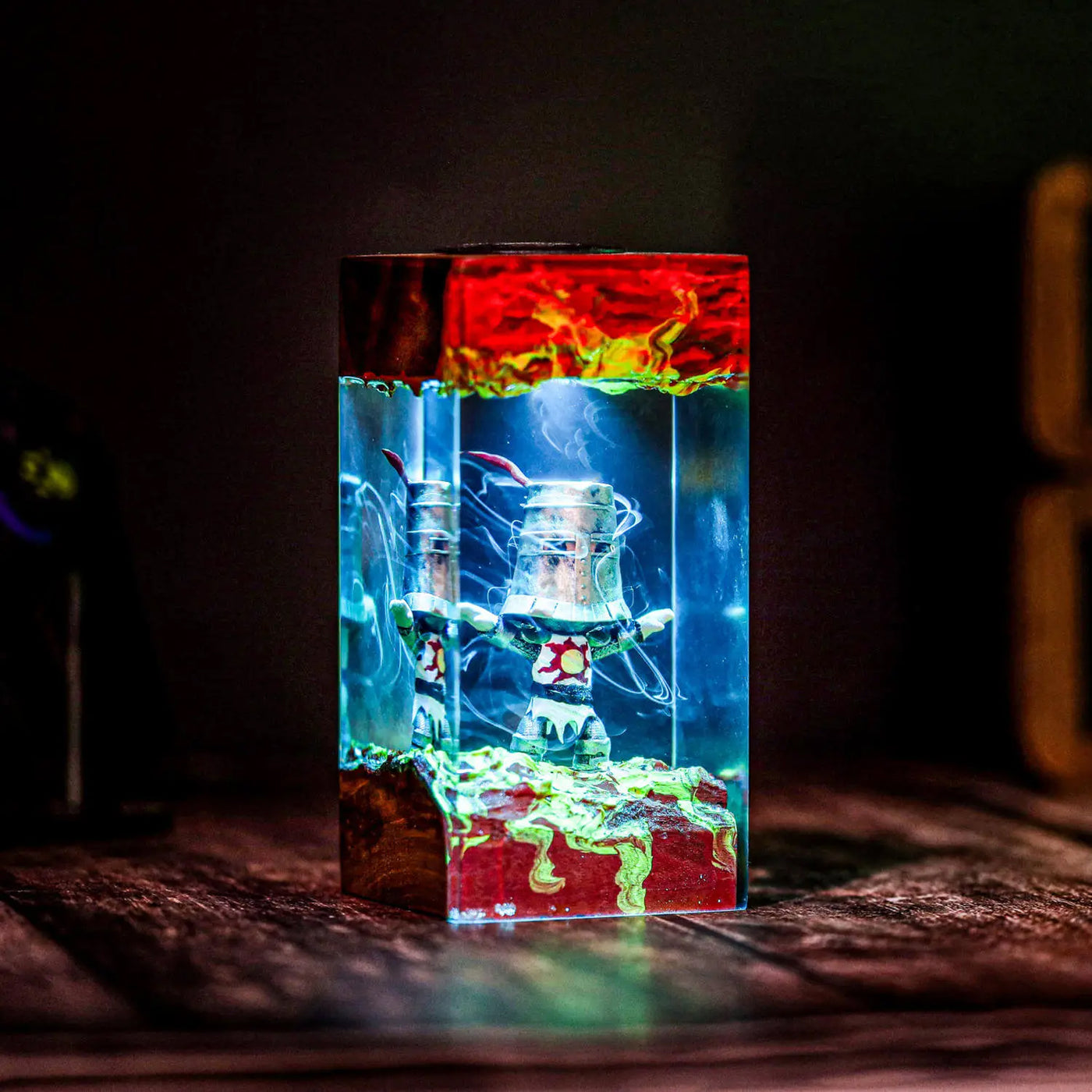 Dark Souls Praise the Sun Solaire of Astora Epoxy Resin Lamp, Night Light
