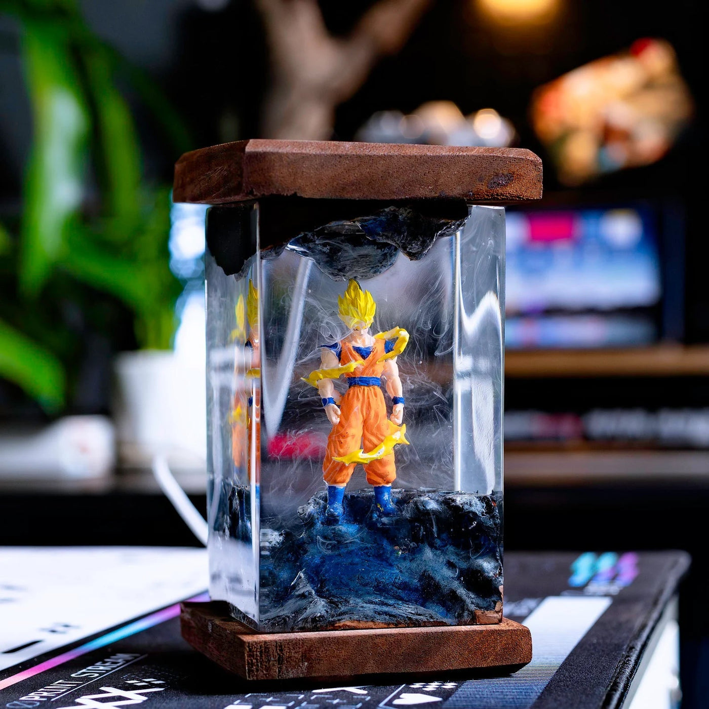 Dragon Ball Goku Super Saiyan Epoxy Resin Lamp, Night Light