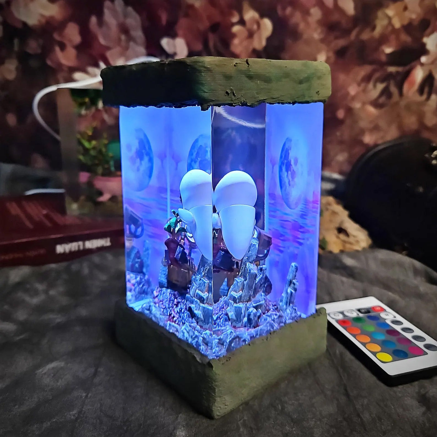 Ghibli Howl's Moving Castle Diorama Epoxy Resin Lamp, Night Light, Wireless Lights