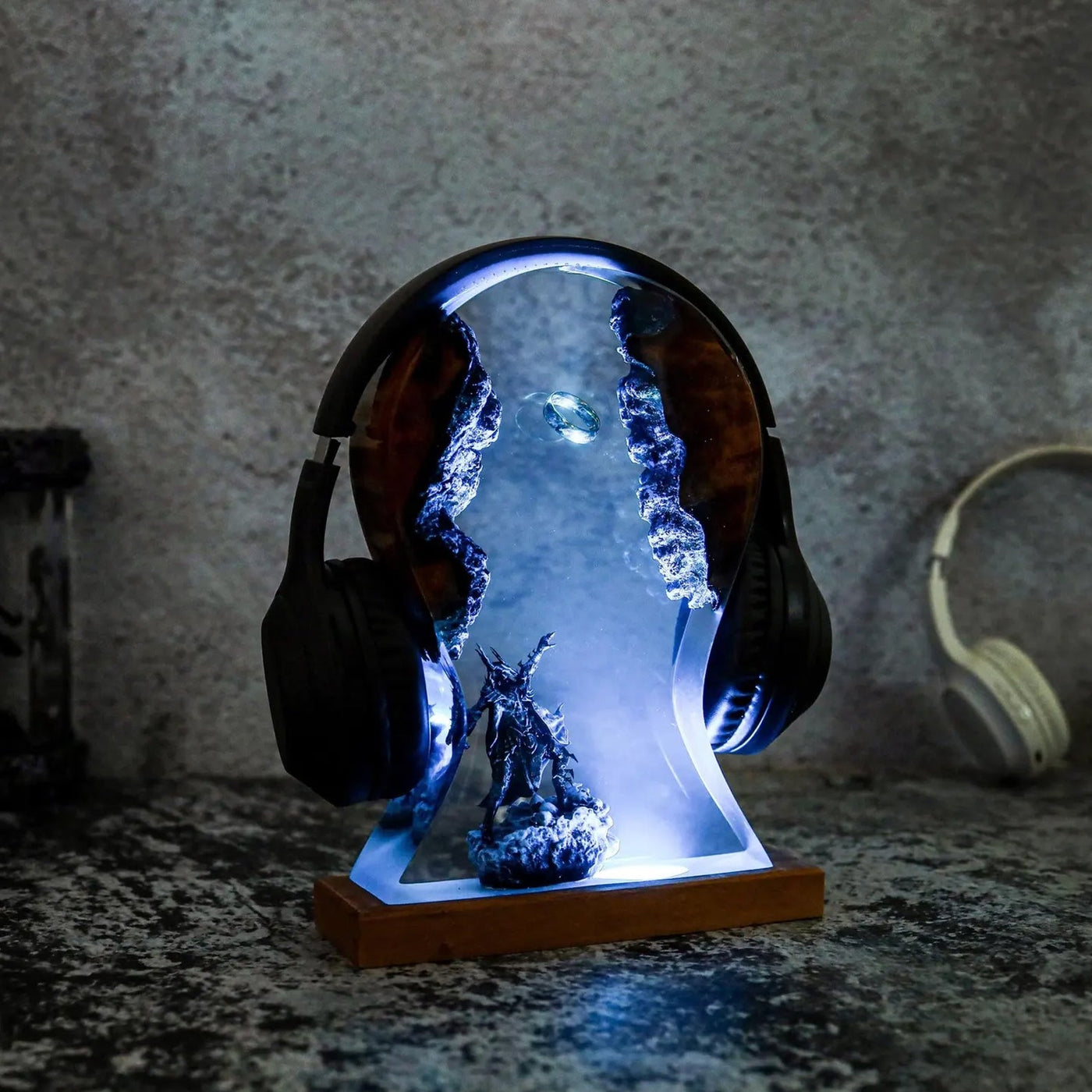 LOTR Lord Of Rings The One Ring Sauron Dark Lord Headphone Stand Epoxy Resin Lamp, Night Light