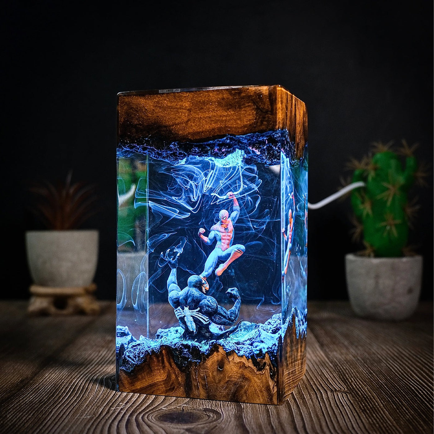 MCU Spider-Man vs Venom Epoxy Resin Lamp, Night Light