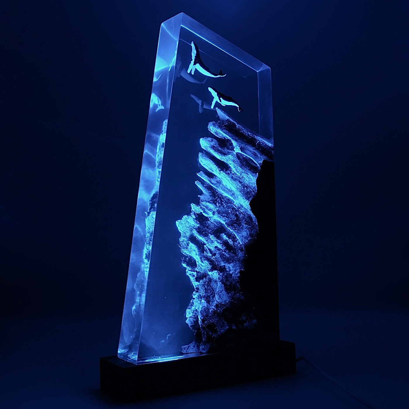 Humpback Whales - High Quality Epoxy Resin Lamp