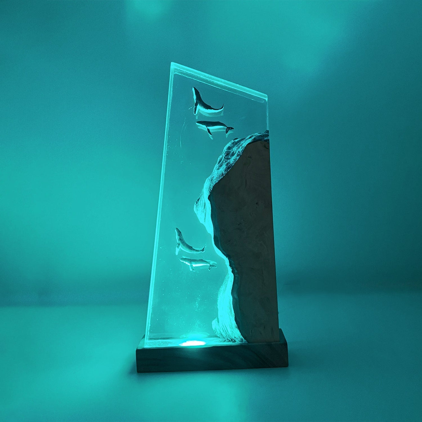 Humpback Whales - High Quality Epoxy Resin Lamp