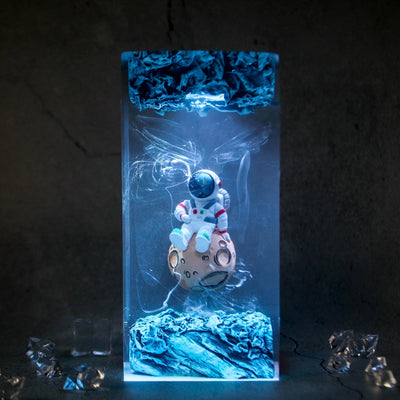 Astronauts Cute Galaxy Epoxy Resin Lamp, Night Light
