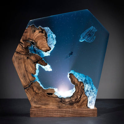 Sea Turtle & Diver - High Quality Epoxy Resin Lamp