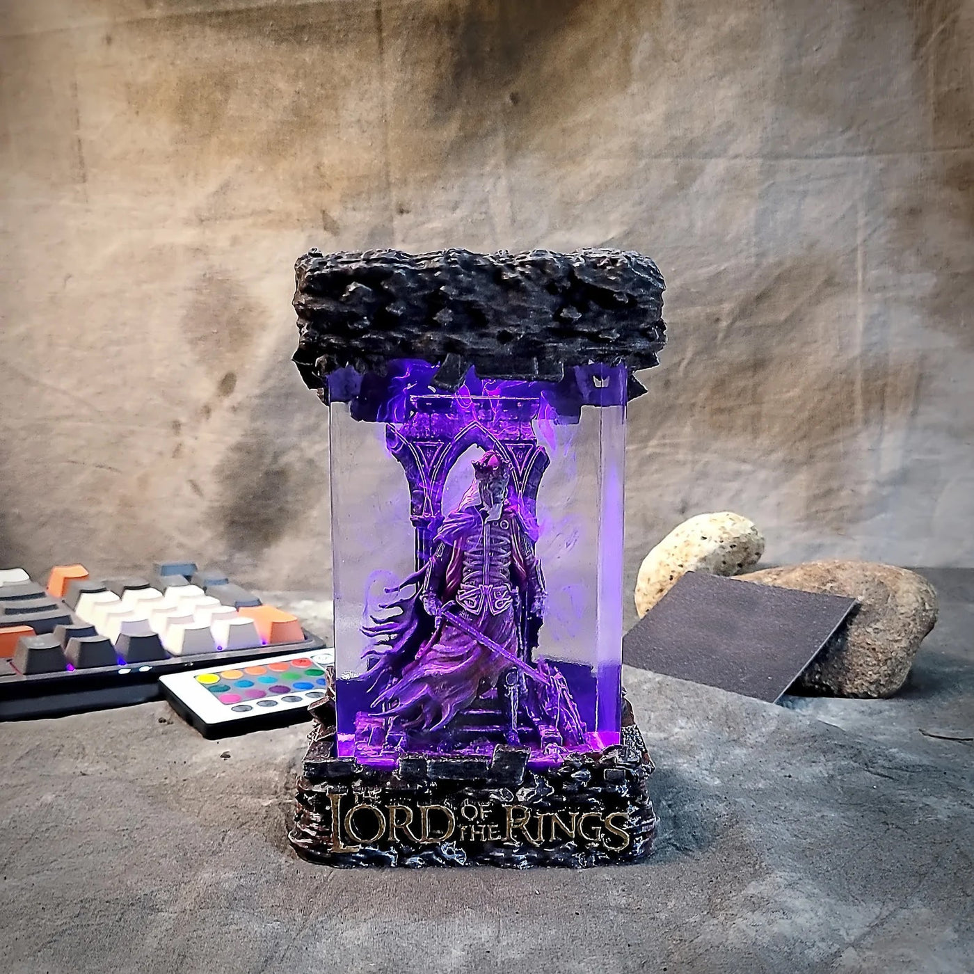 LOTR Lord Of Rings King of the Dead Rioc Diorama Epoxy Resin Lamp, Night Light, Wireless Lights