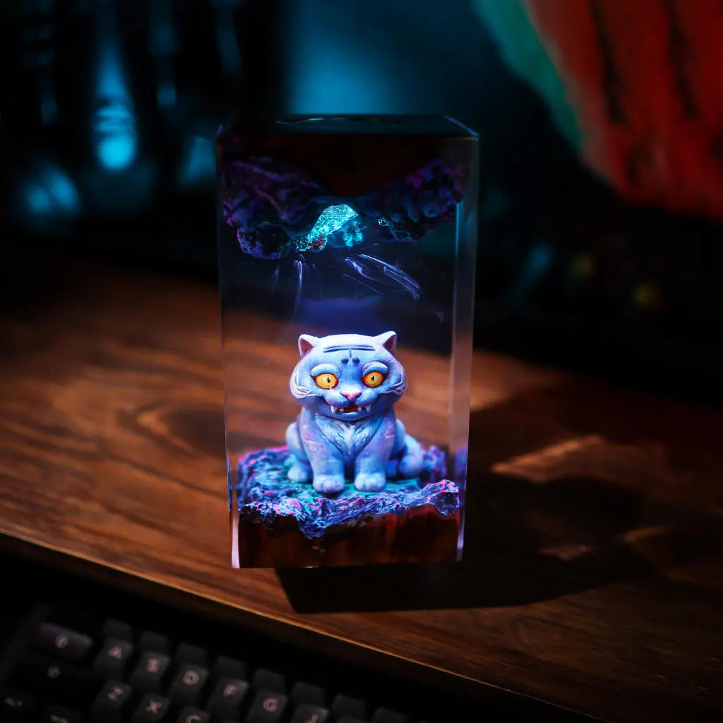 KPop Demon Hunters Derpy Tiger Epoxy Resin Lamp, Night Light
