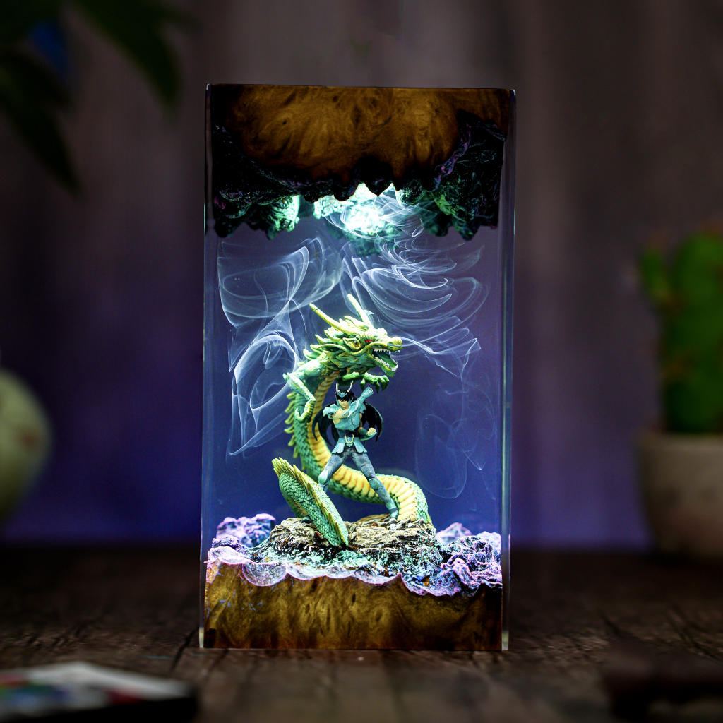 Saint Seiya Dragon Shiryu Epoxy Resin Lamp, Night Light