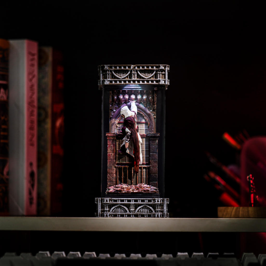 Ezio Auditore Assassin's Creed Epoxy Resin Lamp, Night Light, Wireless Lights