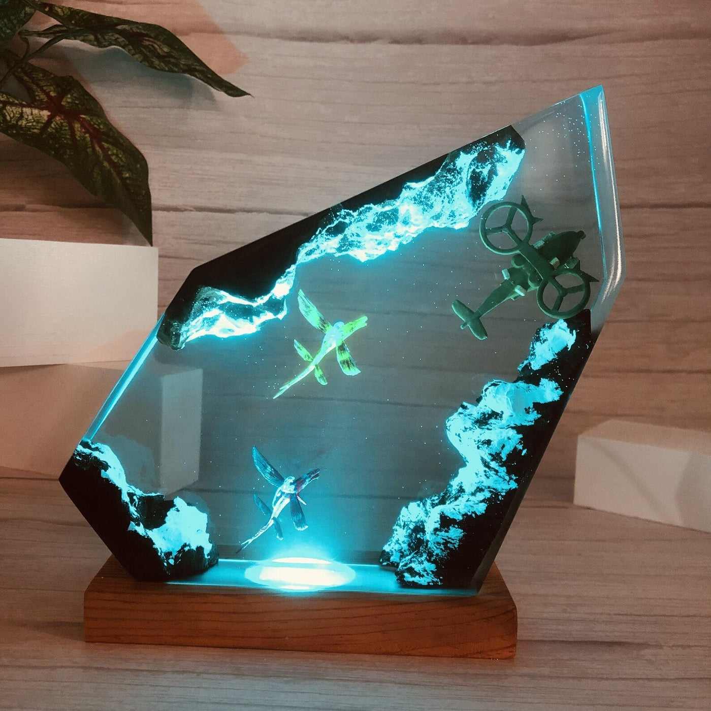 Avatar 2 Jake Sully Skimwing Helicoptor Epoxy Resin Lamp, Night Light