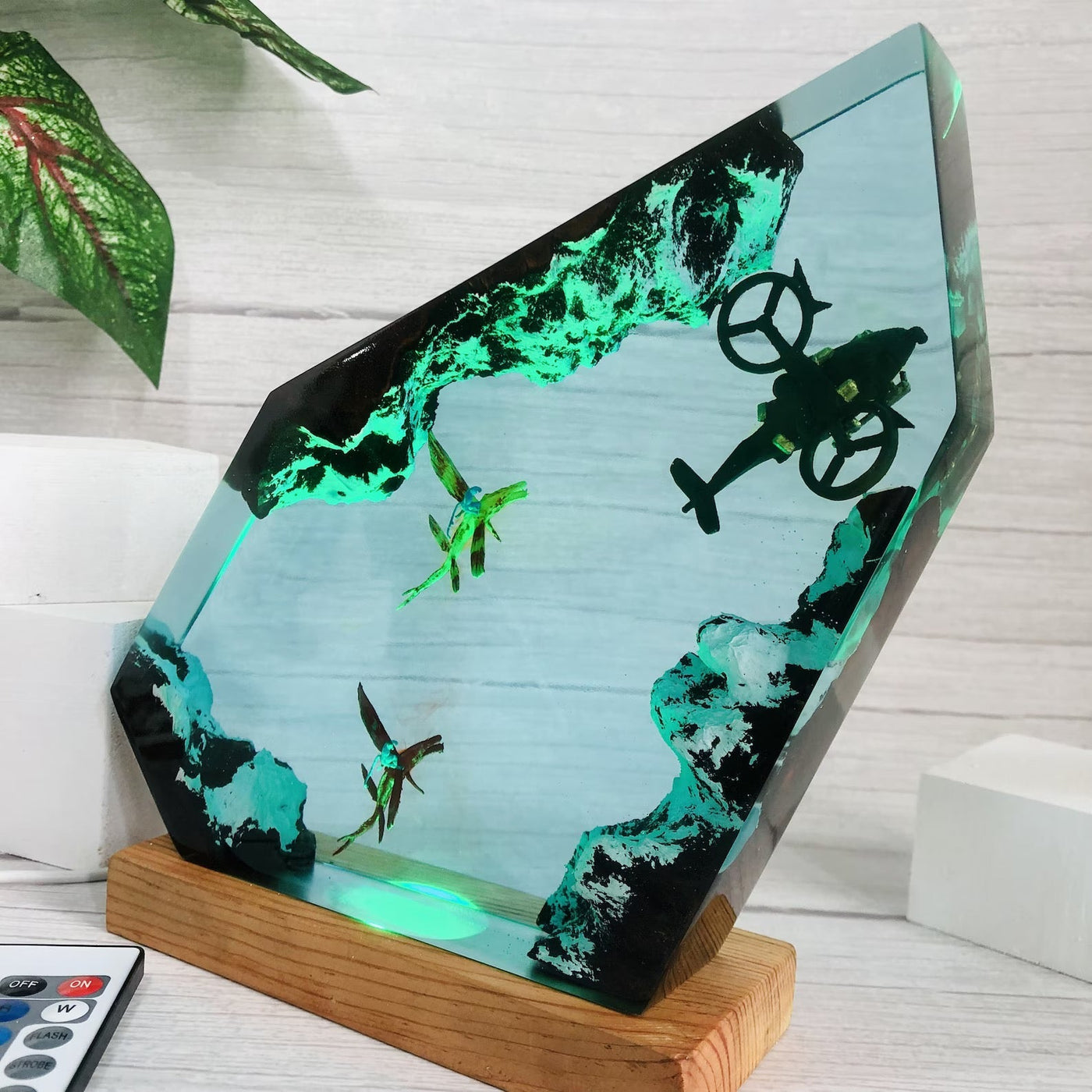 Avatar 2 Jake Sully Skimwing Helicoptor Epoxy Resin Lamp, Night Light