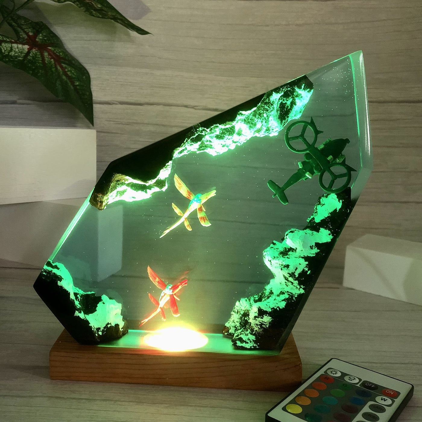 Avatar 2 Jake Sully Skimwing Helicoptor Epoxy Resin Lamp, Night Light