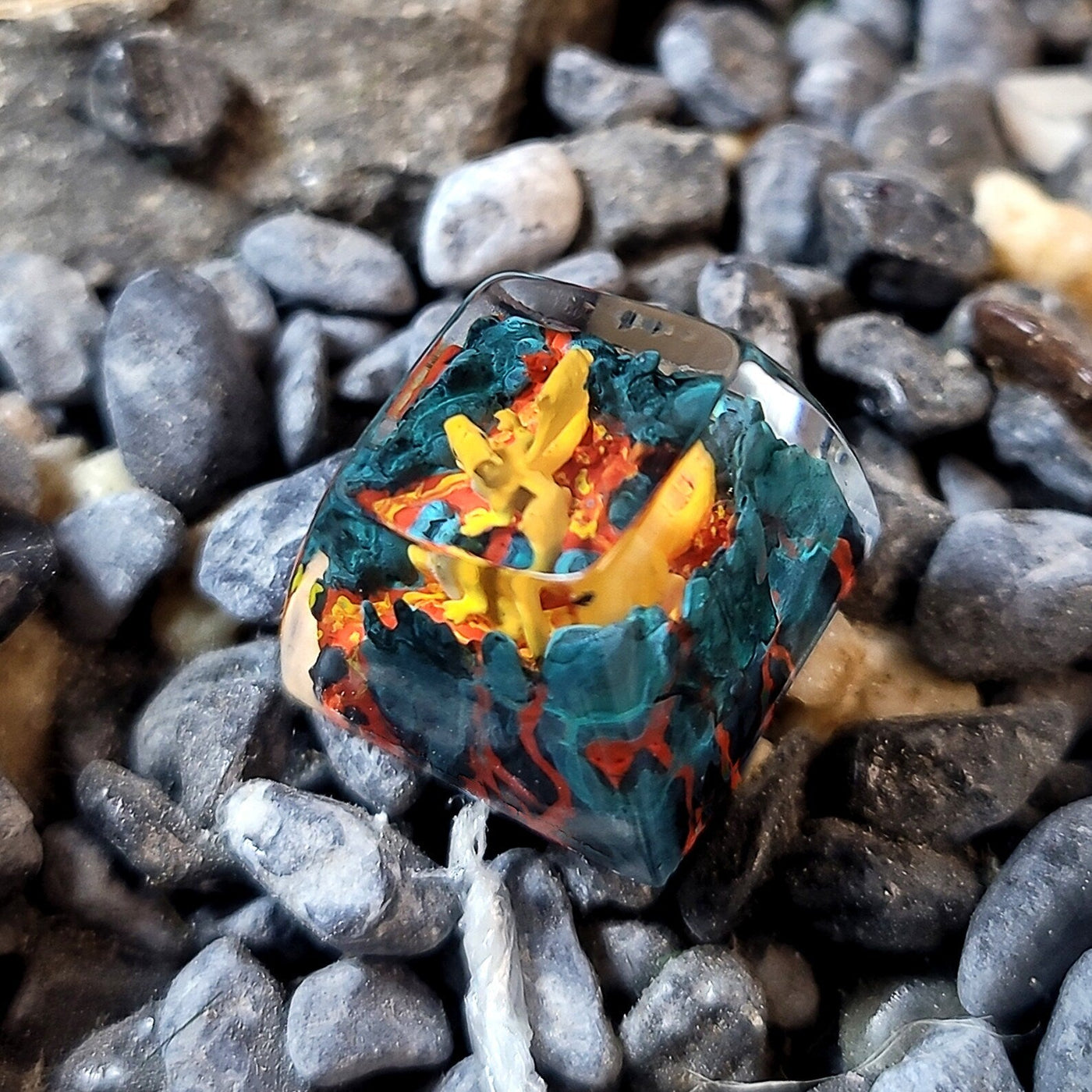 Pokemon Charizard Artisan Keycaps Epoxy Resin