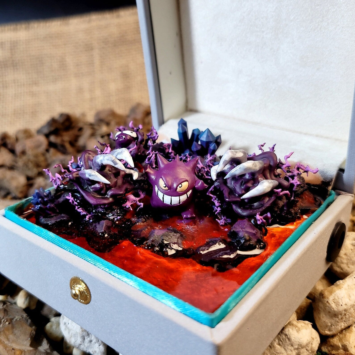 Pokemon Gengar Island Diorama Treasure Mistery Box Gift Epoxy Resin, Night Light