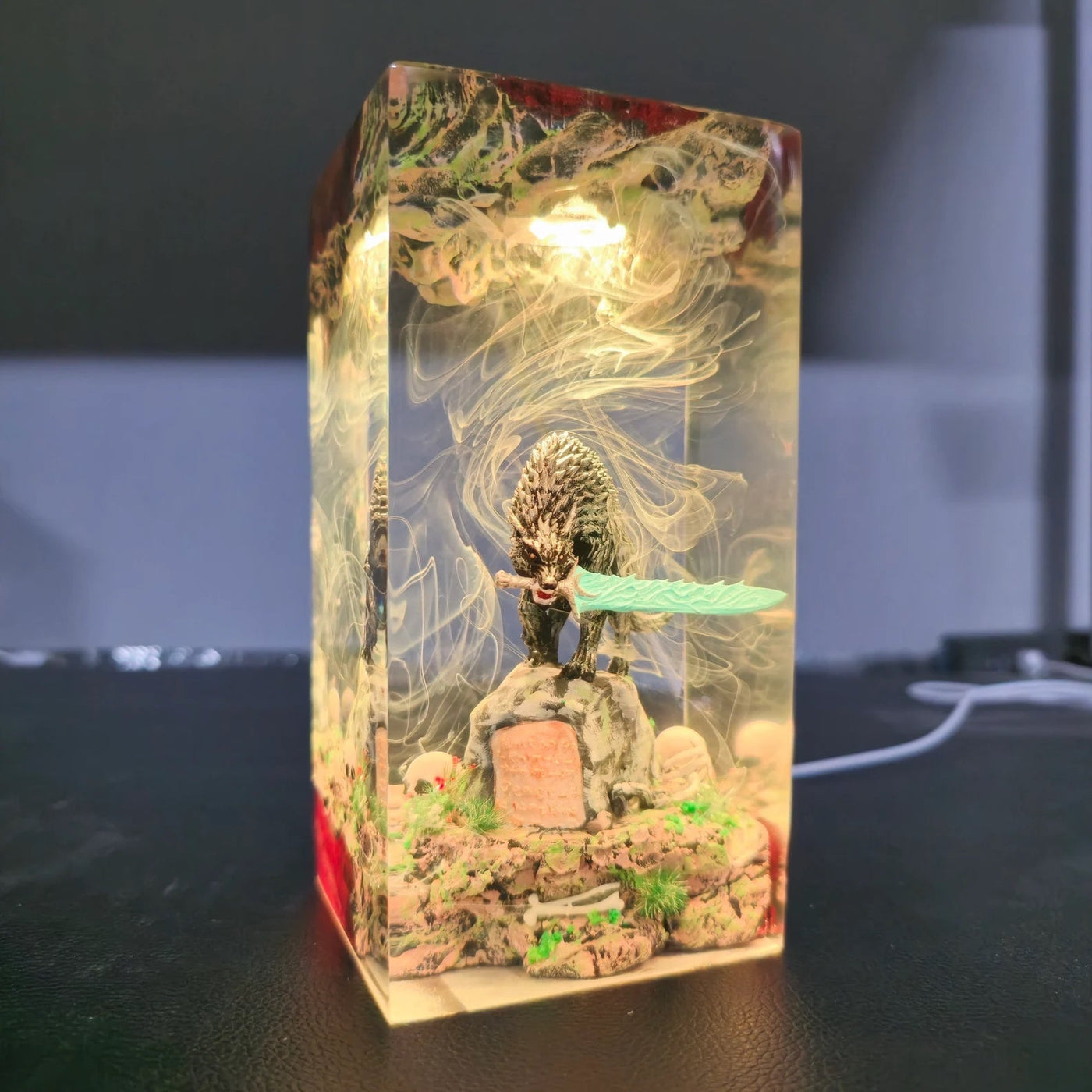 Dark Souls Old Wolf of Farron Epoxy Resin Lamp, Night Light