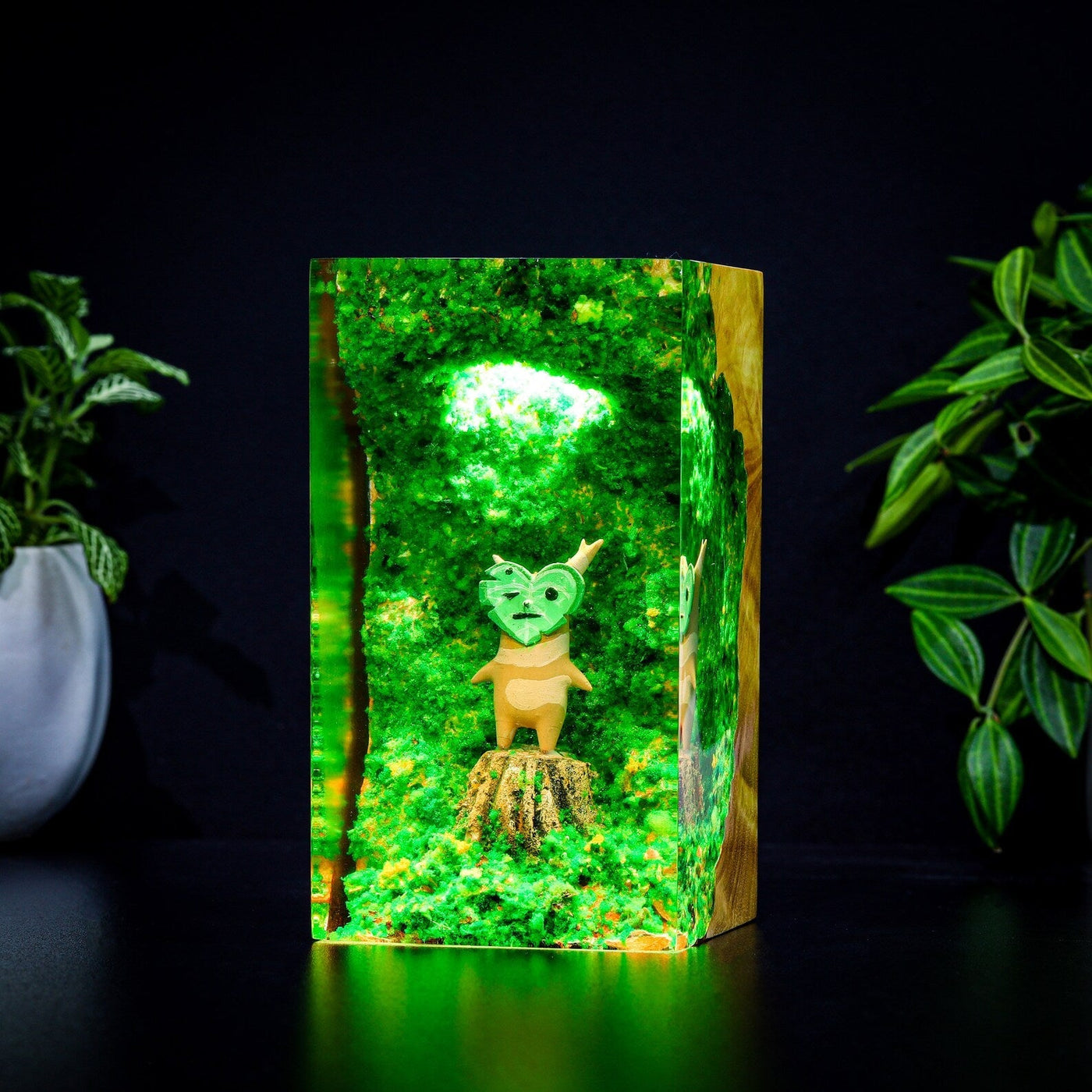 Zelda Korok Epoxy Resin Lamp, Night Light