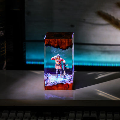 Red Soldier Team Fortress Epoxy Resin Lamp, Night Light