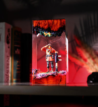 Red Soldier Team Fortress Epoxy Resin Lamp, Night Light